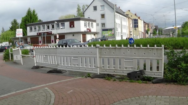 Absperrung der Hordeler Straße am Kreisverkehr nach Herne-Eickel