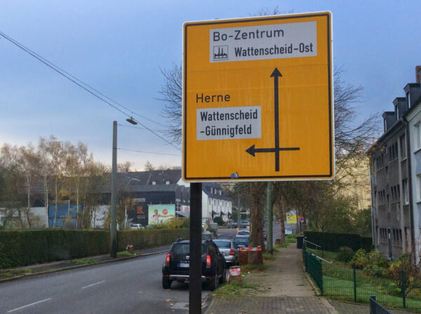 Marienstraße 61: Nach links geht's weder nach Herne, noch nach Günnigfeld