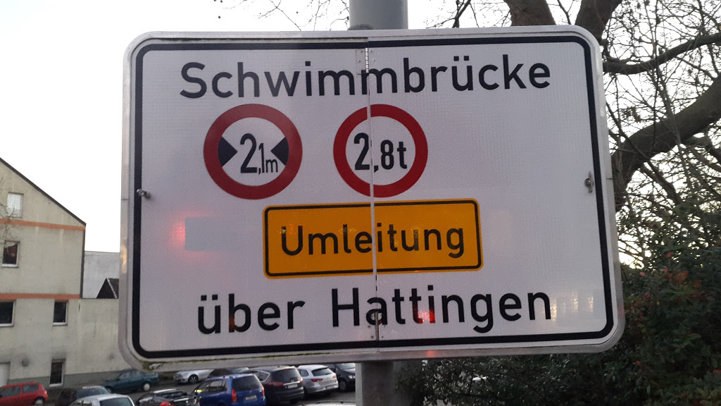 Schild für Schwimmbrücke Dahlhausen