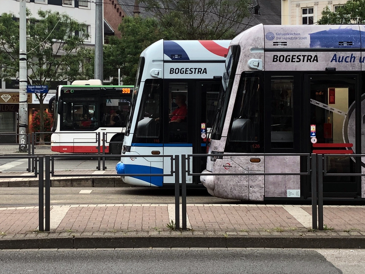 BoGeStra: Bus und Straßenbahn